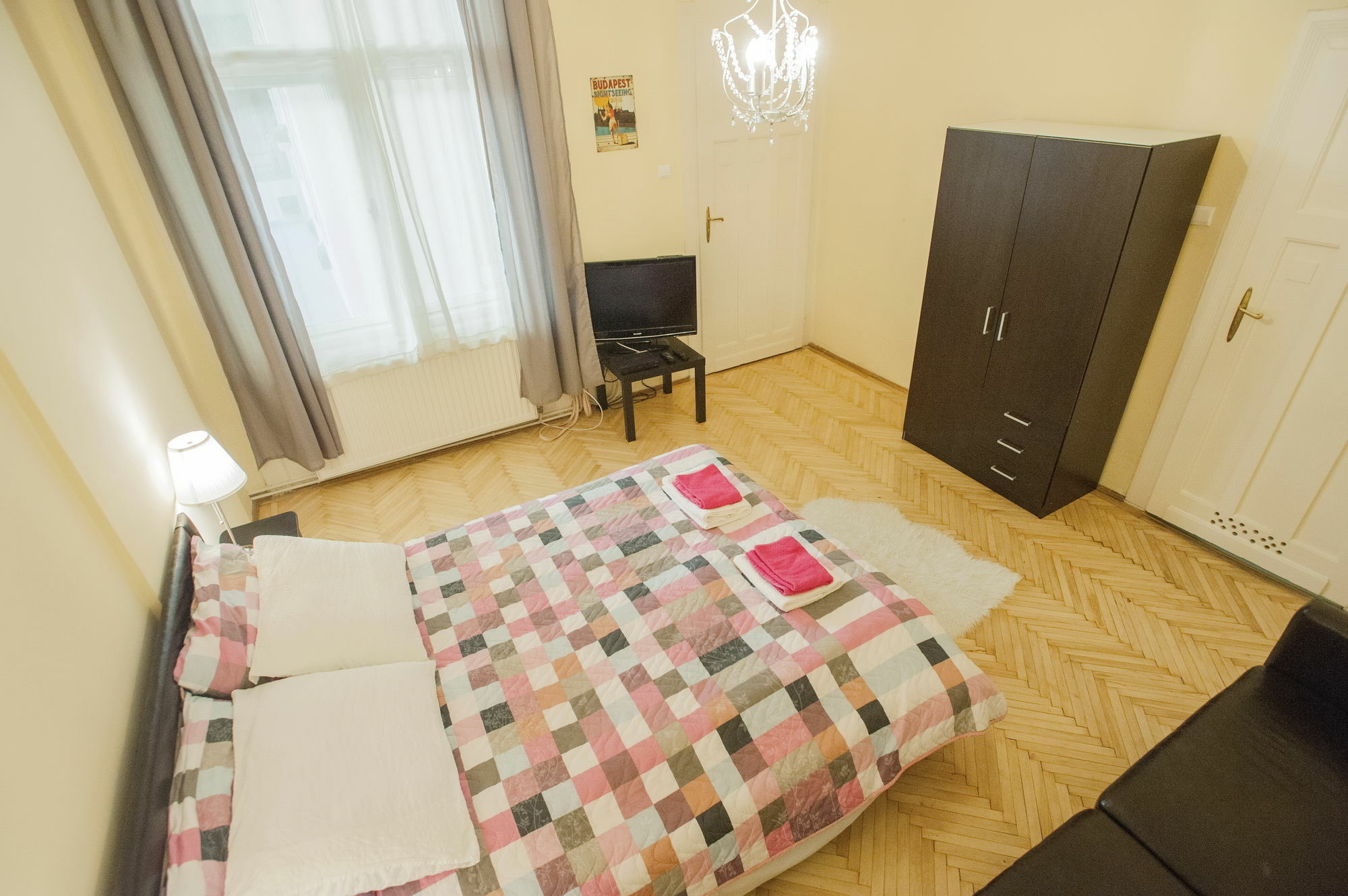 Piano Pop Apartment