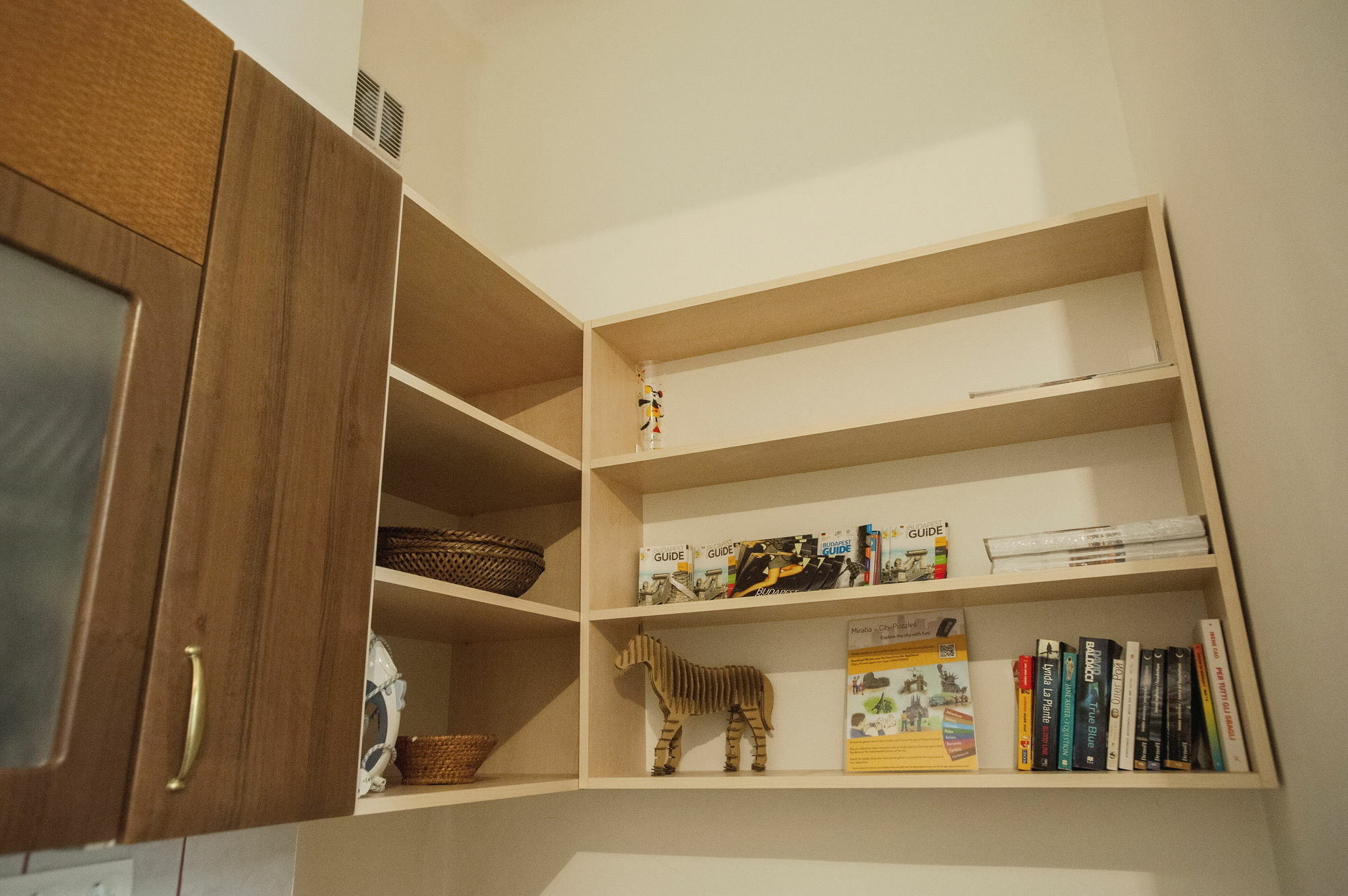 Piano Pop Apartment